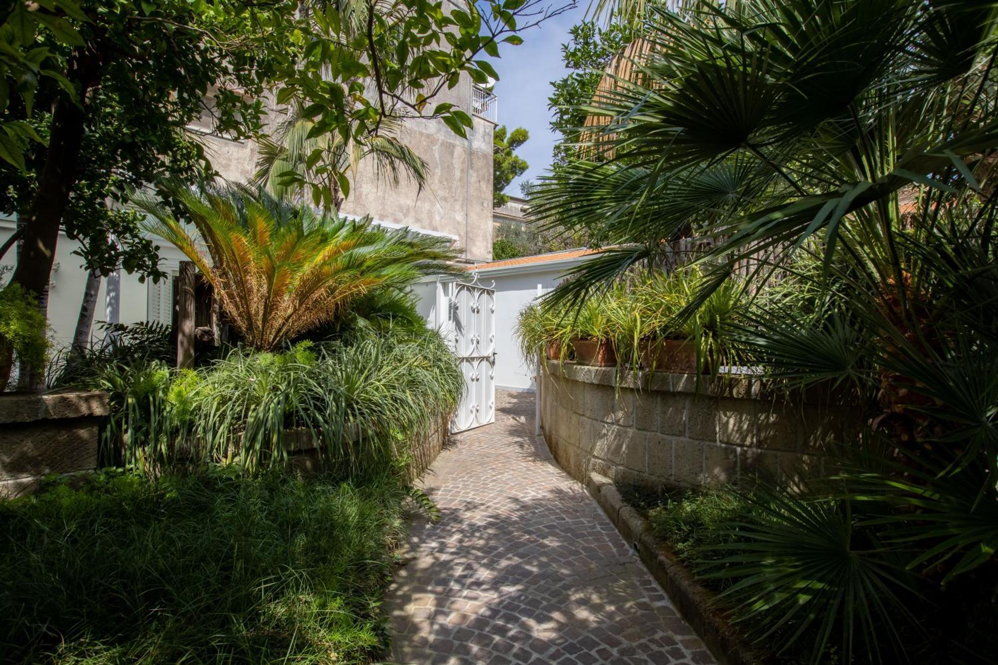 Relais Villa Savarese Sant’Agnello Kültér fotó